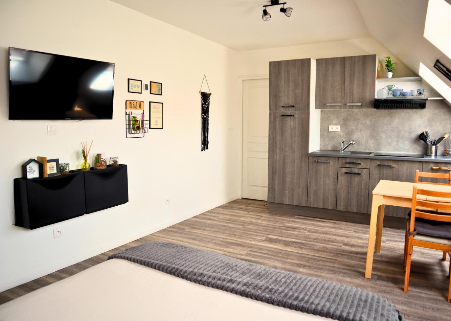Studio En Plein Centre De Saint-Omer - A 5 Min De La Gare, Parking Gratuit Сент-Омер Экстерьер фото